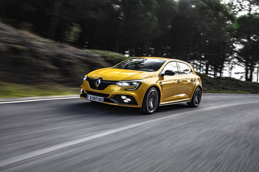  Renault Megane R.S. Trophy 2018 года  (WW) (фото 34 из 65)